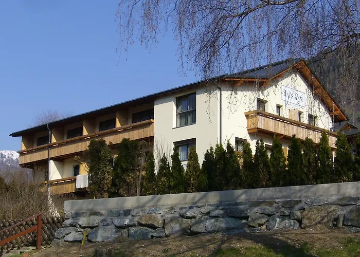 Haus Anni Penzion Bad Kleinkirchheim